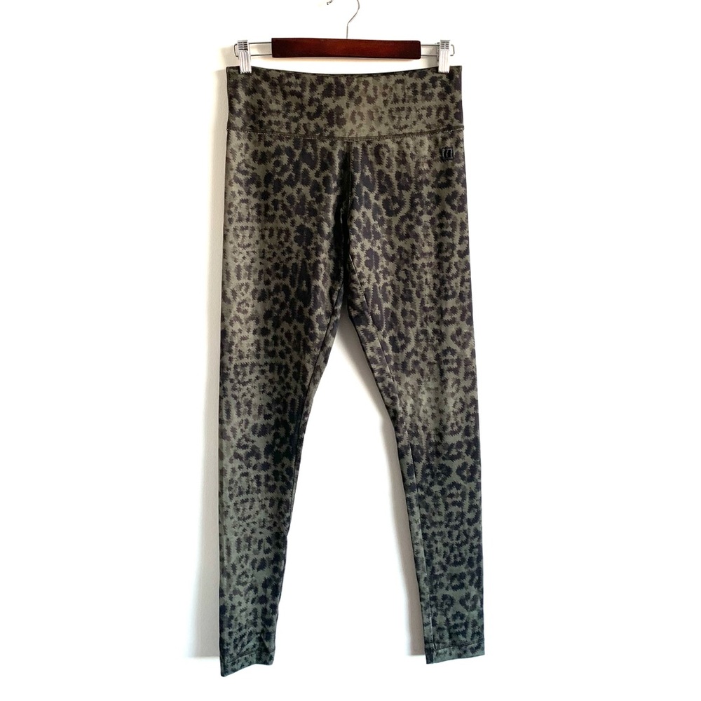 Armada Haven base layer tight